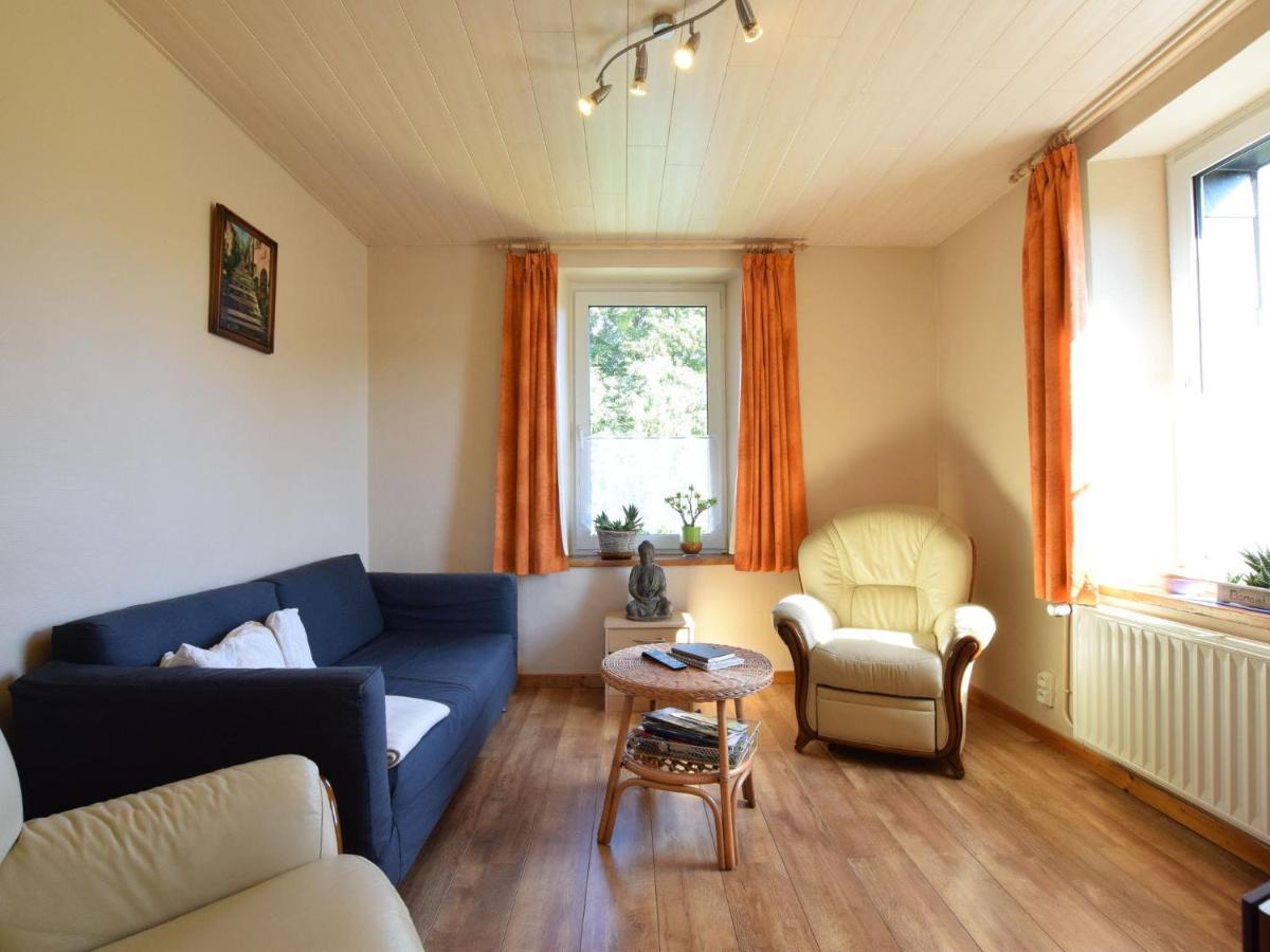 Cozy Holiday Home Near The Forest In Bovigny Gouvy Exteriör bild