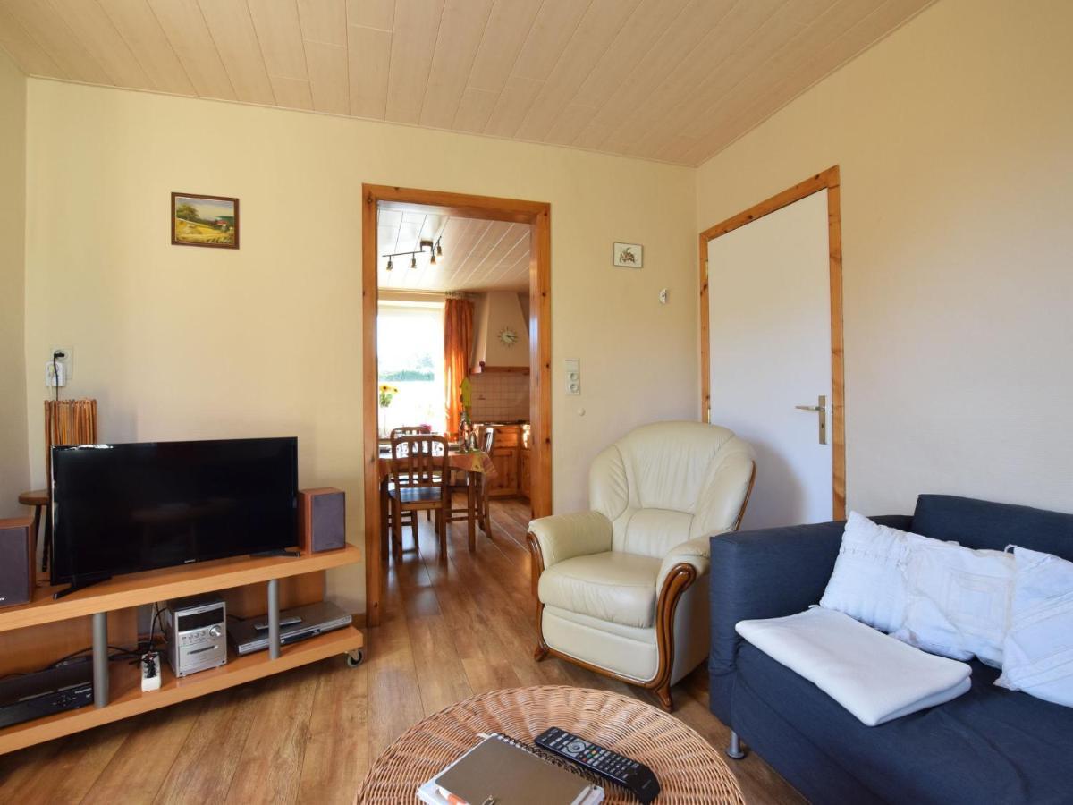 Cozy Holiday Home Near The Forest In Bovigny Gouvy Exteriör bild