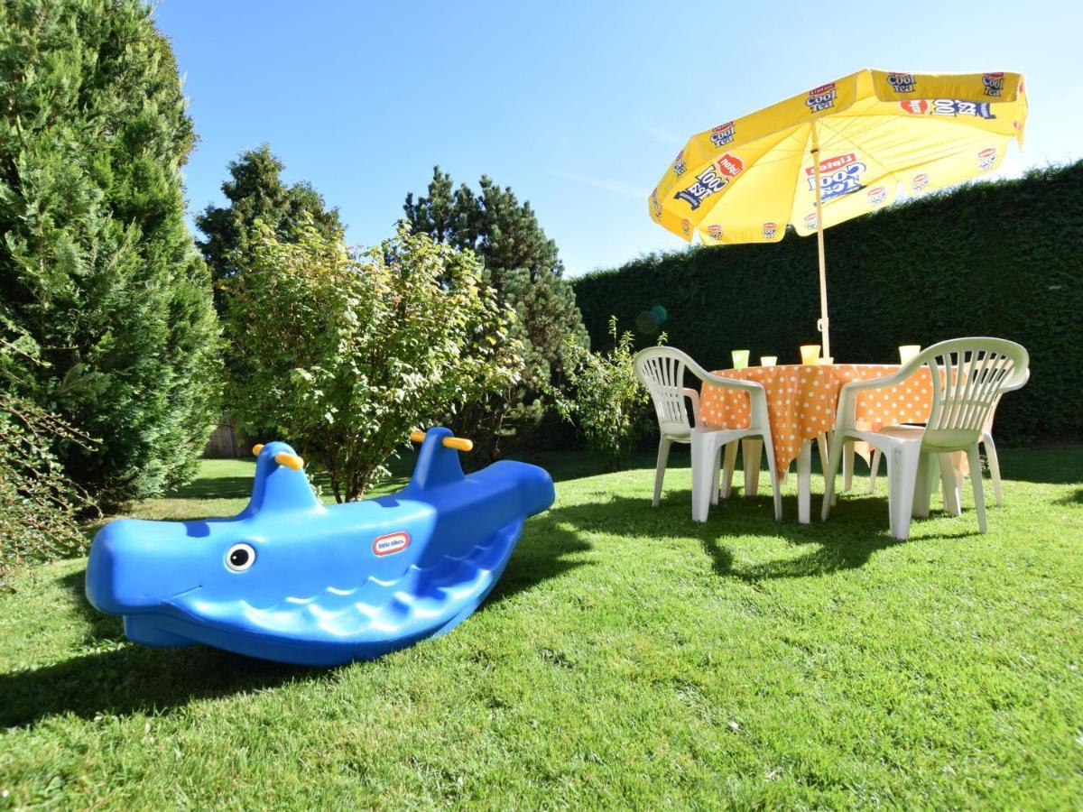 Cozy Holiday Home Near The Forest In Bovigny Gouvy Exteriör bild