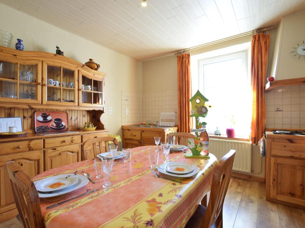 Cozy Holiday Home Near The Forest In Bovigny Gouvy Exteriör bild
